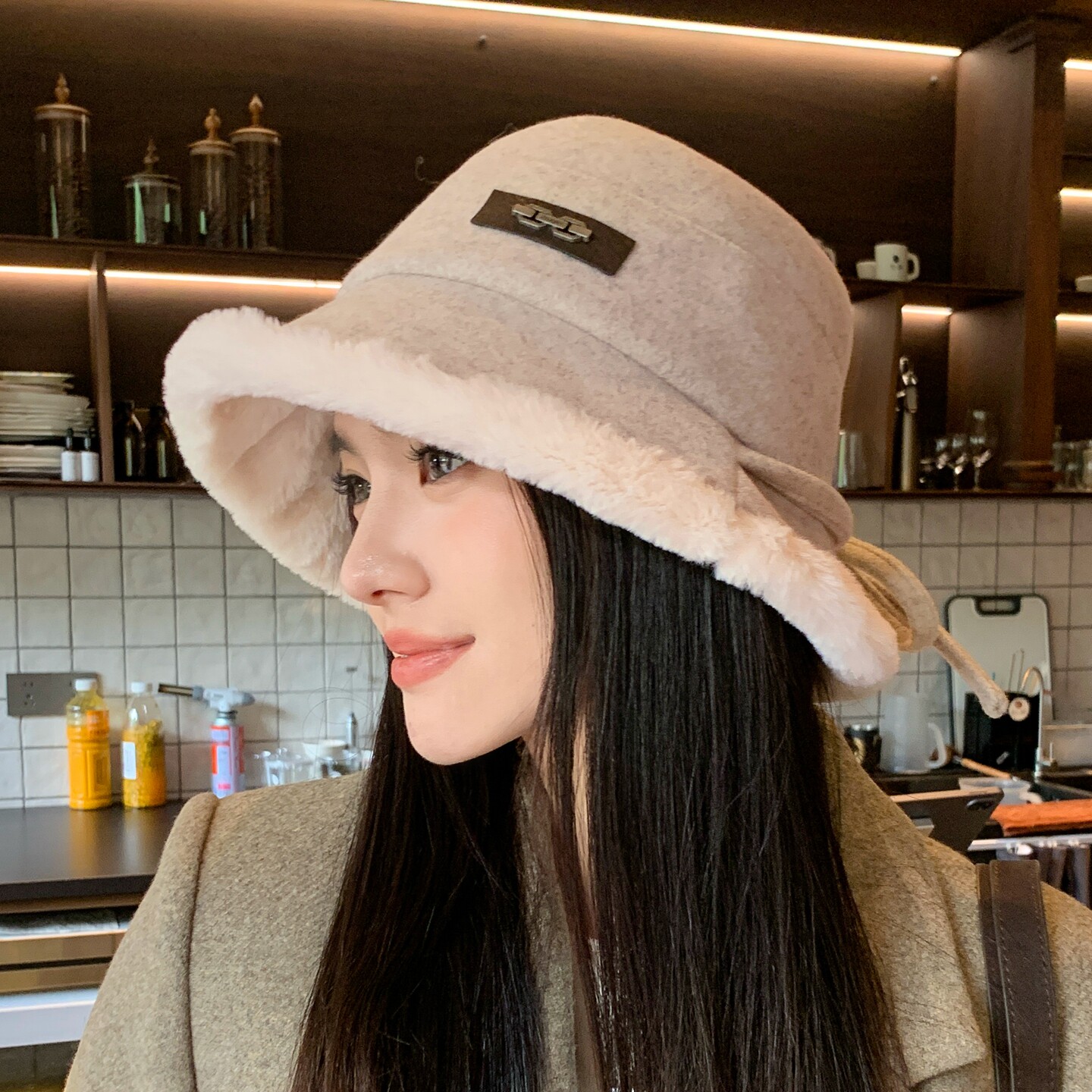 毛绒渔夫帽女新款毛呢时尚可爱冬季保暖大头围加厚百搭显脸小盆帽