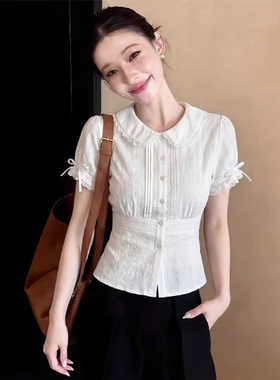 白色蕾丝拼接娃娃领短袖衬衫女夏季设计感巨好看绝美小泡泡袖上衣
