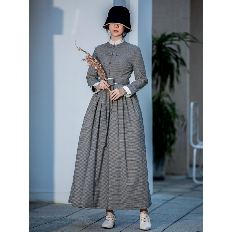 文艺大摆裙黑白格子仙衣裾