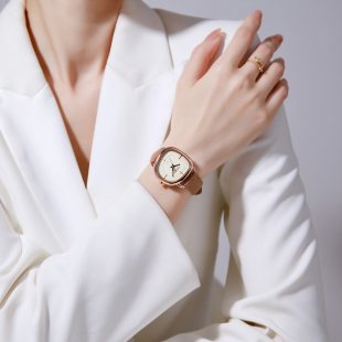 聚利时知更鸟手表2025年新款 女表轻奢小众小棕表 女生日礼物联名款