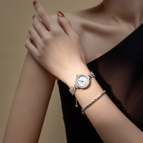 鞠婧祎同款美人鱼手表