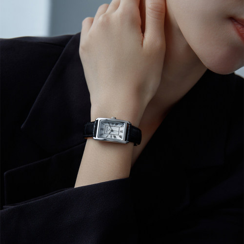 聚利时高级感轻奢精致石英表