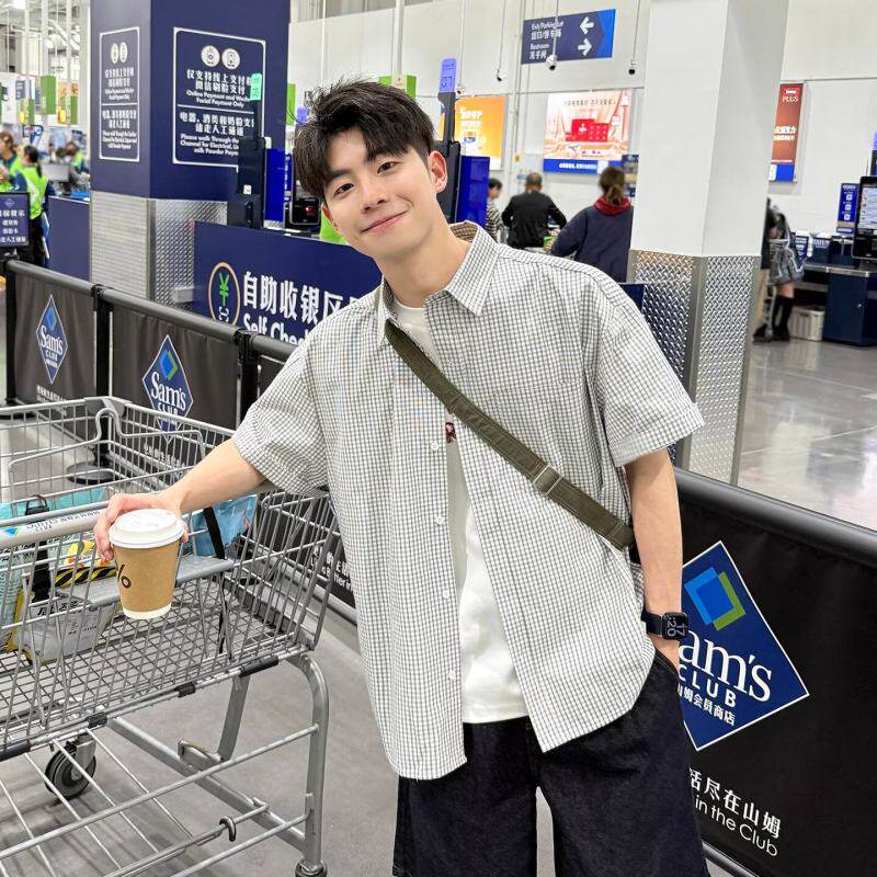 经典男士夏季宽松格子短袖衬衫时尚个性韩版潮流休闲学生百搭衬衣