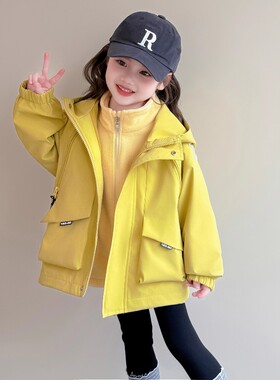 法国Uamtor女童摇粒绒加厚冲锋衣