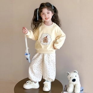 法国Uamtor女童套装春秋2026儿童洋气休闲春季女宝时髦卫衣两件套