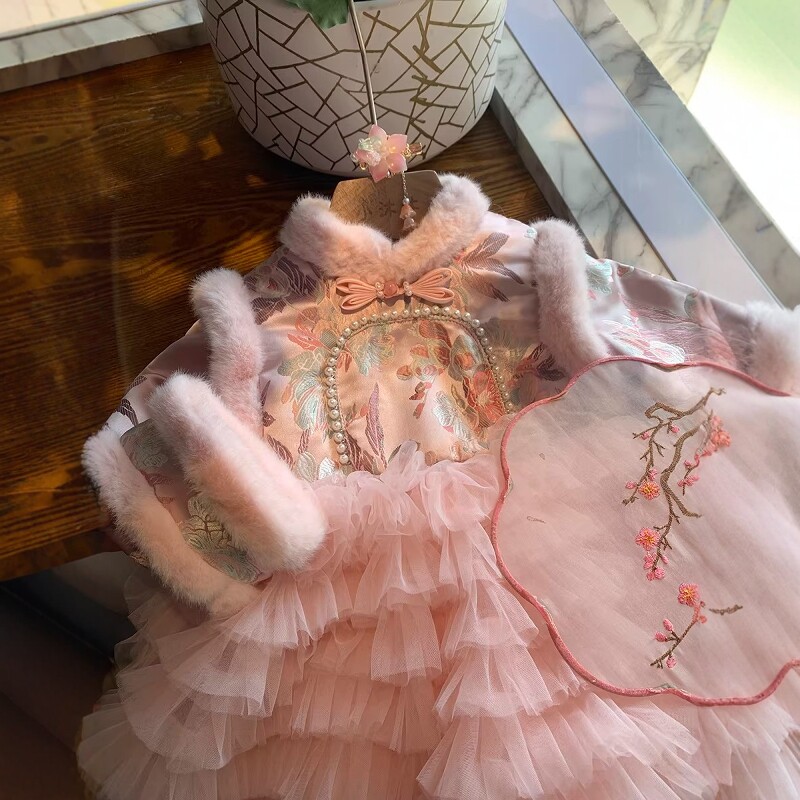 法国Uamtor女小童秋冬季拜年服周岁礼服加绒公主裙儿童新年红裙子