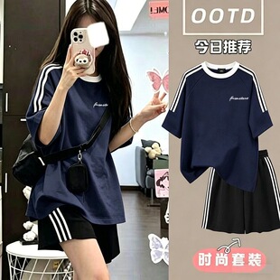 女中大童小个子夏季宽松纯棉t恤儿童三条杠短袖+三条杠短裤套装