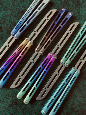 蝴蝶刀ONE轴套有效不劈打免费调