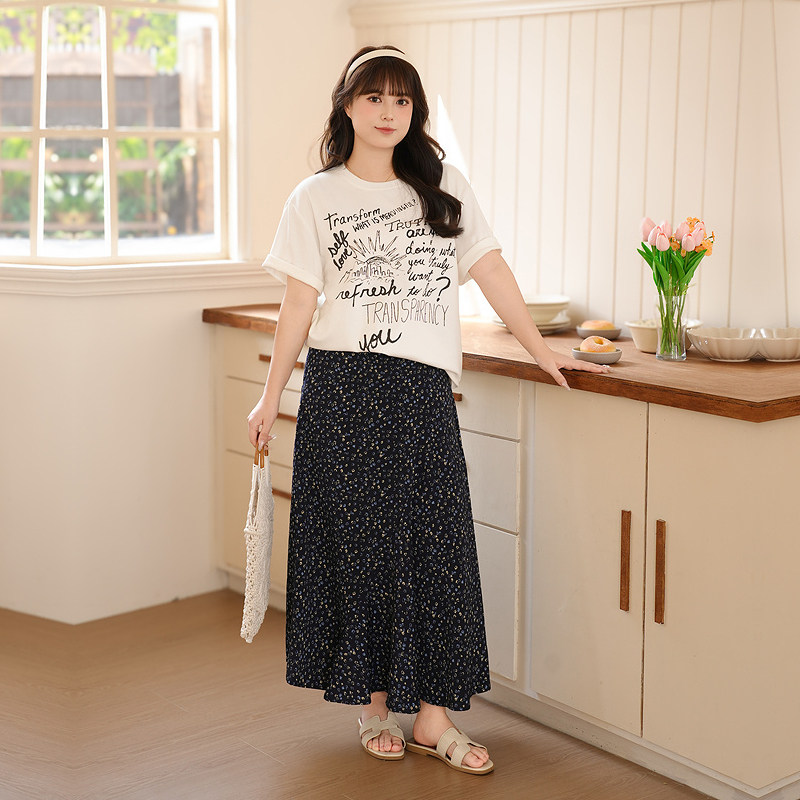 慕翎大码女装夏季字母印花T恤套装胖MM高腰碎花半身裙显瘦两件套