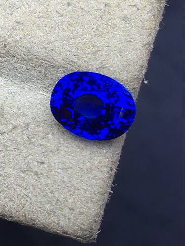 新品 ｜ 色标 皇家蓝 3.61ct 天然老烧皇家蓝蓝宝石 高饱和度