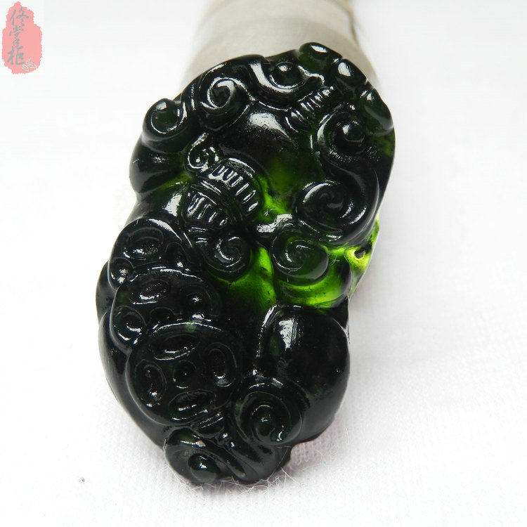 貔貅吊坠天然墨绿玉金钱貔貅玉坠招财转运玉佩男女款玉石项链挂件