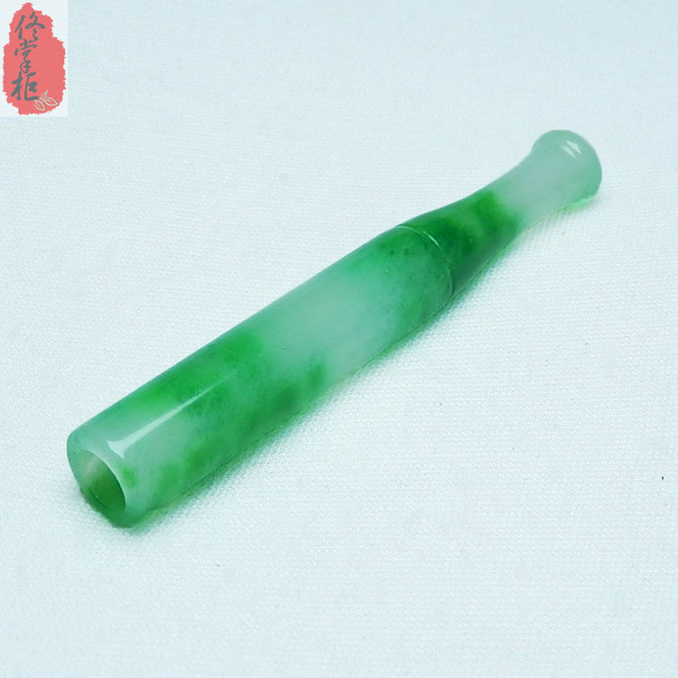 旱烟袋烟嘴配饰白底飘绿
