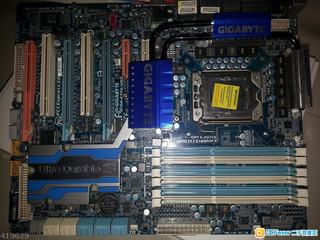 拍前询价:库存没上过机 技嘉 GA-EX58-UD5 X58 1366针 主板 SLI