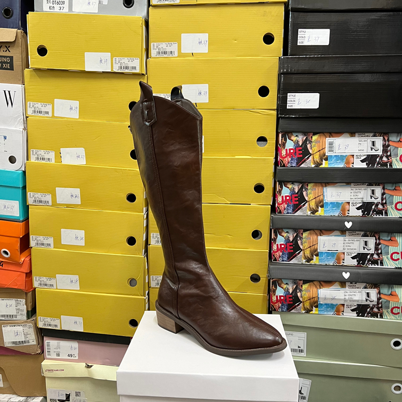 外贸原单大码女鞋断码捡漏英伦风尖头粗跟简约套筒高筒长靴