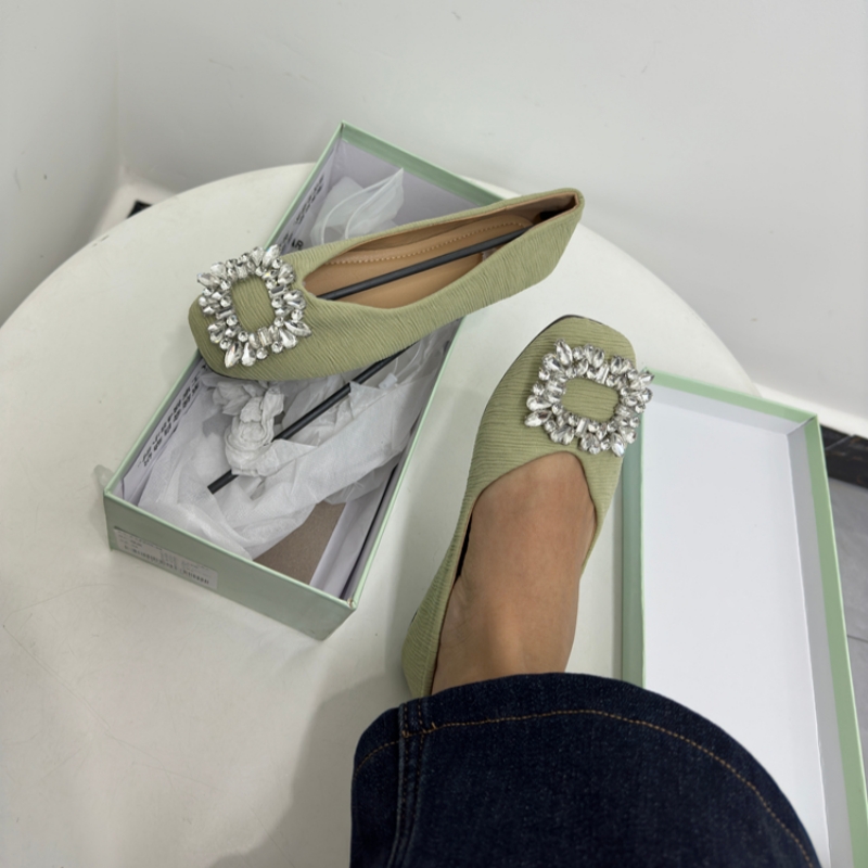 气质方头水钻扣轻便柔软浅口单鞋