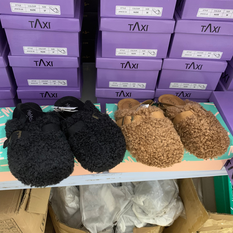 外贸原单出口美国时尚设计感舒适圆头平底毛毛半拖鞋女外穿