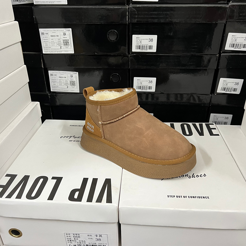 商场专柜撤柜断码捡漏圆头厚底防滑松糕加绒保暖雪地靴