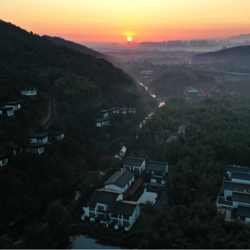 �����١����ݳ������������ȼ�ׯ԰1-3������Ȩ�����������ײ�