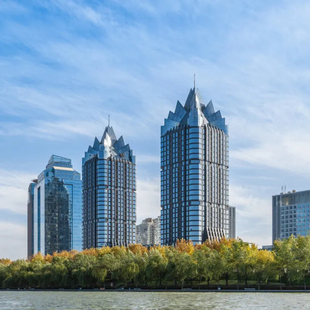 夜宵1份 鸡尾酒 郑州美豪诺富特酒店2晚连住 迷你吧