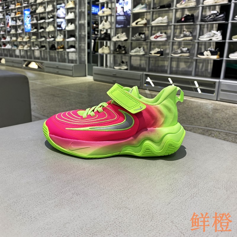 耐克实战训练运动篮球鞋