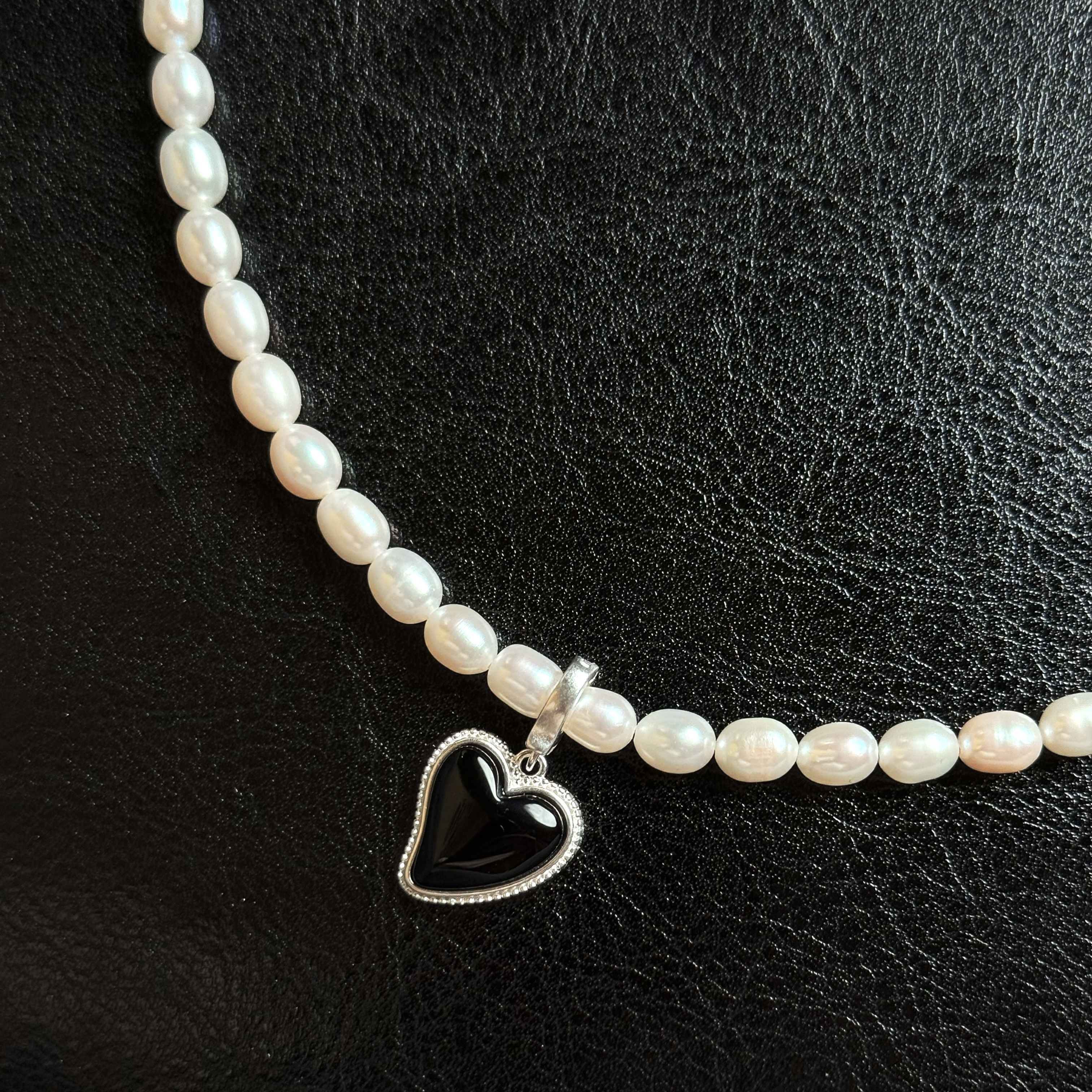 天然珍珠S925银黑玛瑙爱心吊坠纯银项链小众气质礼物高级锁骨项链