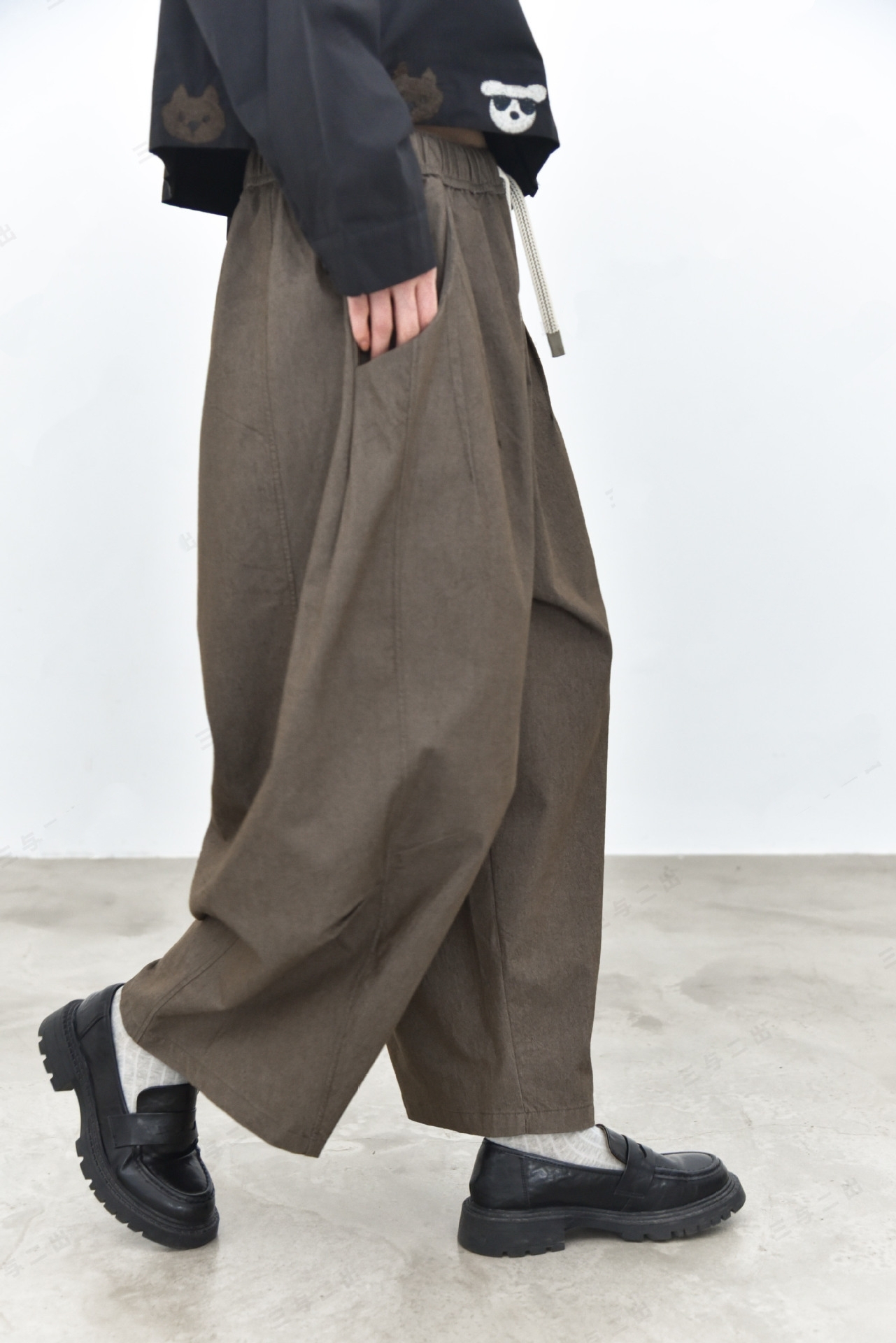 童颜阁秋季个性复古撞色抽绳捏褶百搭显瘦水洗仿牛仔休闲裤女裤子