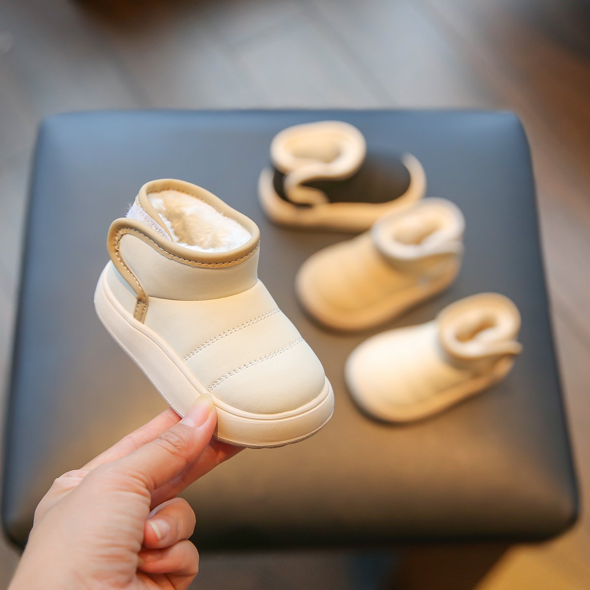 雪地靴保暖舒适女宝男宝