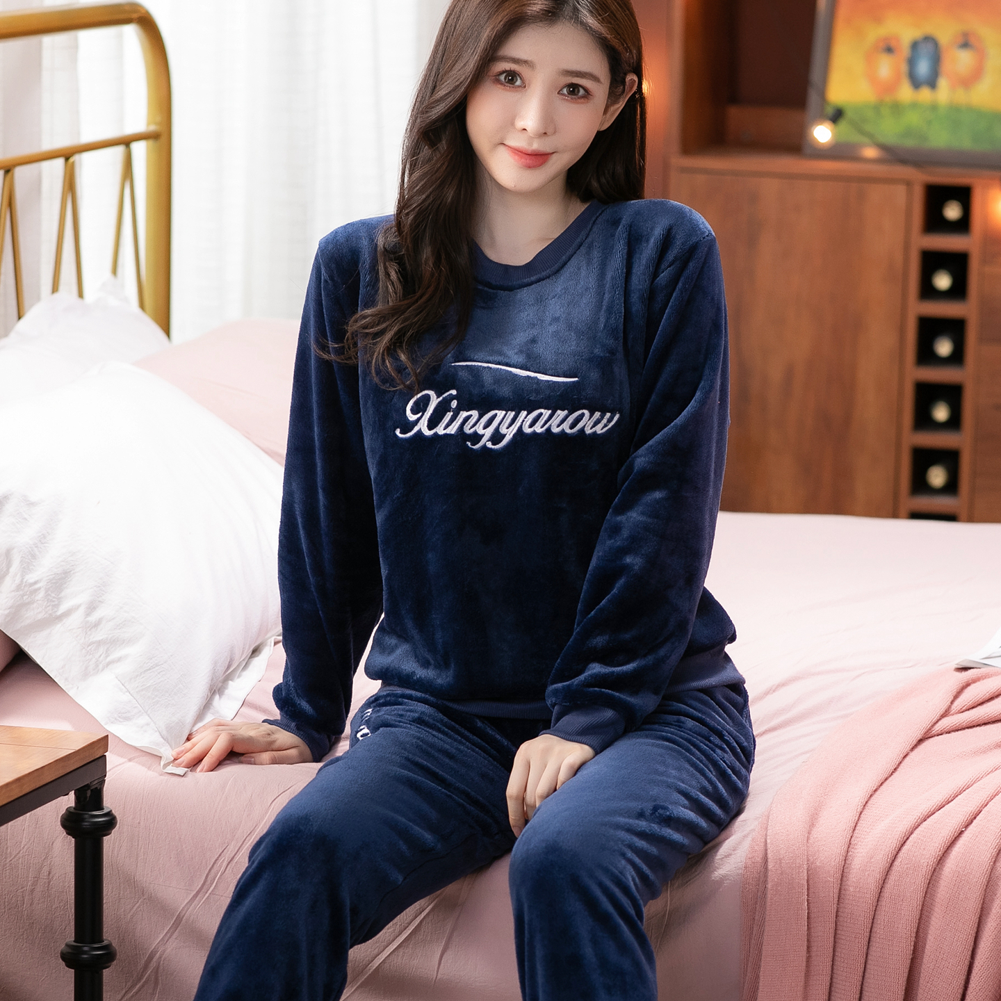 珊瑚绒睡衣女秋冬季加绒加厚套装