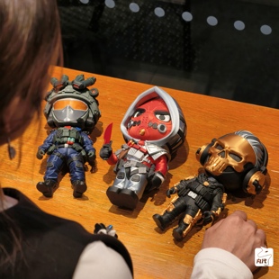 三角洲行动Q版公仔手办无名威龙红狼桌面摆件同学礼物gk正版拼装