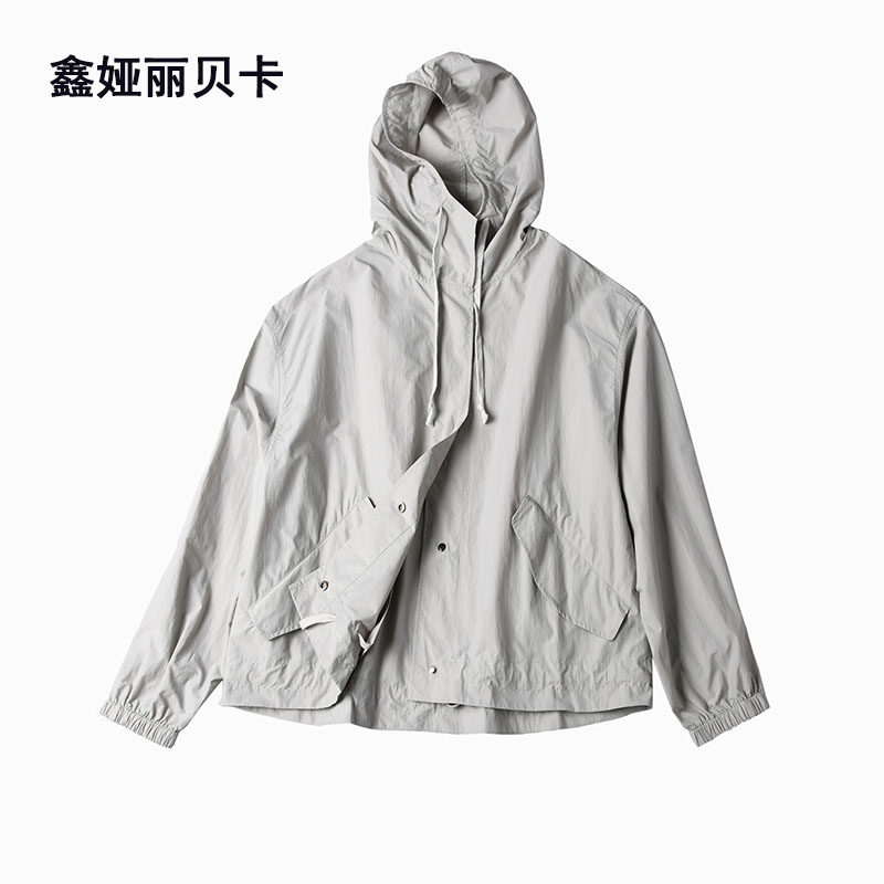 丽贝卡MR25023 夏季新款连帽休闲款透气时尚彩色防晒外套女上衣