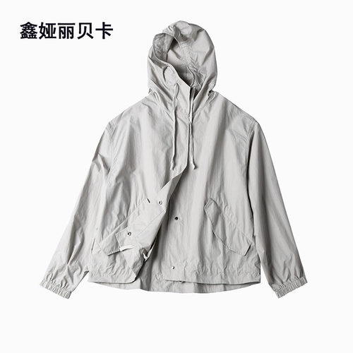 鑫娅丽贝卡休闲短款防晒外套