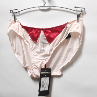 布迪设计女士内裤清仓两折