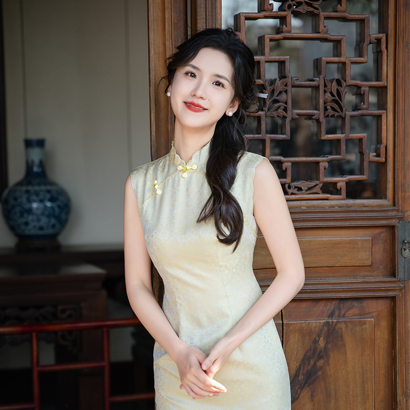订婚旗袍新中式真丝桑蚕丝无袖新