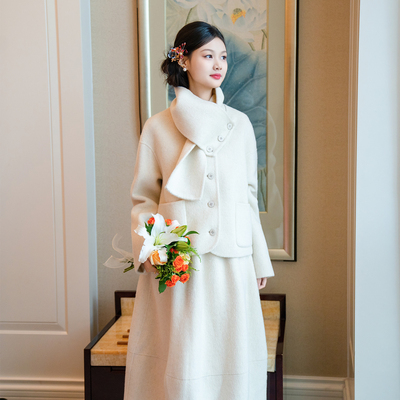 新中式白色套装新娘订婚结婚