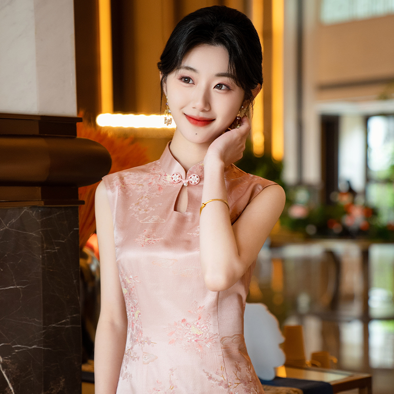 上班可穿2025夏季新款订婚礼服裙