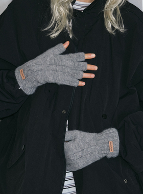 郑佰万 含羊毛针织半指手套女冬季骑行办公写字保暖触屏露指手套