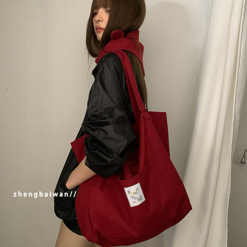 郑佰万大容量时尚多色帆布包女