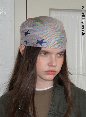 郑佰万 星星系列原创自制酸性设计头巾个性前卫方巾波点丝巾多用