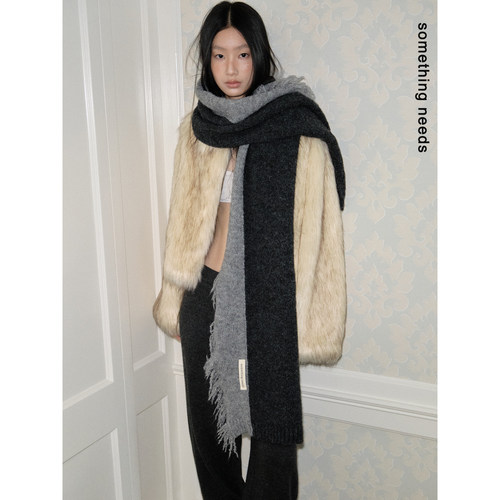 沙丘风时髦流苏须边撞色围巾