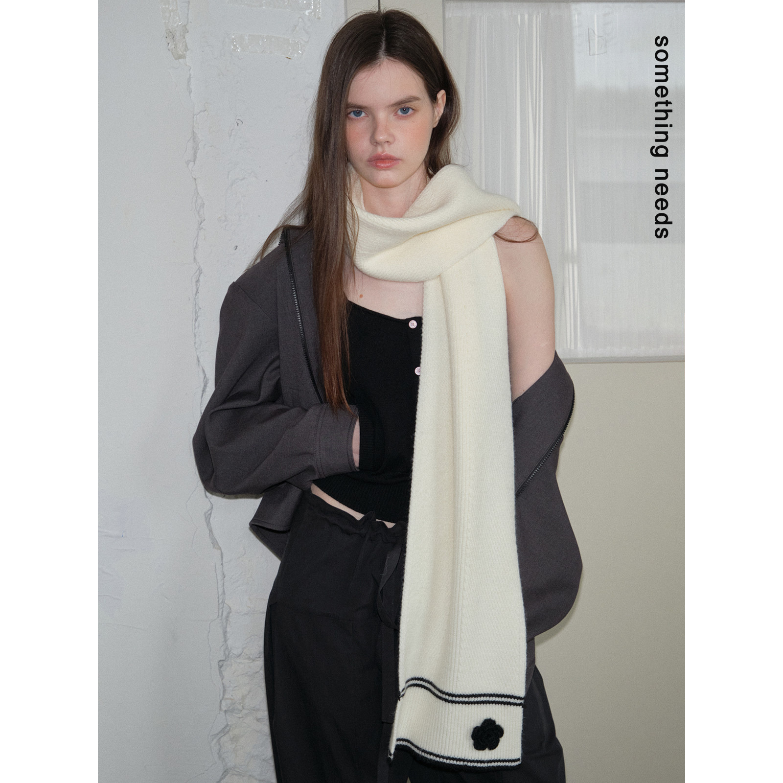 郑佰万 新款小香风~气质款立体玫瑰钩织围巾女冬季保暖百搭围脖潮,服饰配件/皮带/帽子/围巾,围巾/丝巾/披肩,淘宝优惠券,粉丝福利购,淘宝优惠卷