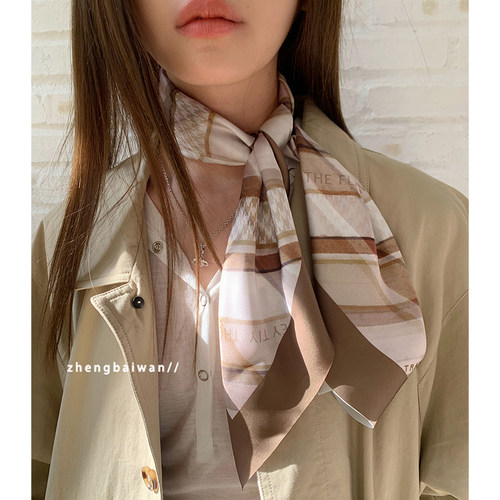 郑佰万复古条纹洋气小丝巾女