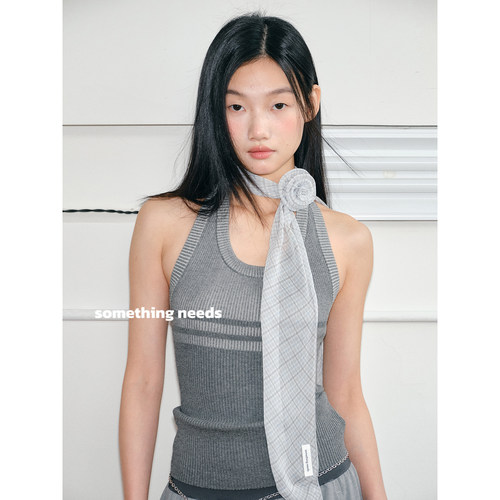 格纹丝巾女网红韩系氛围感
