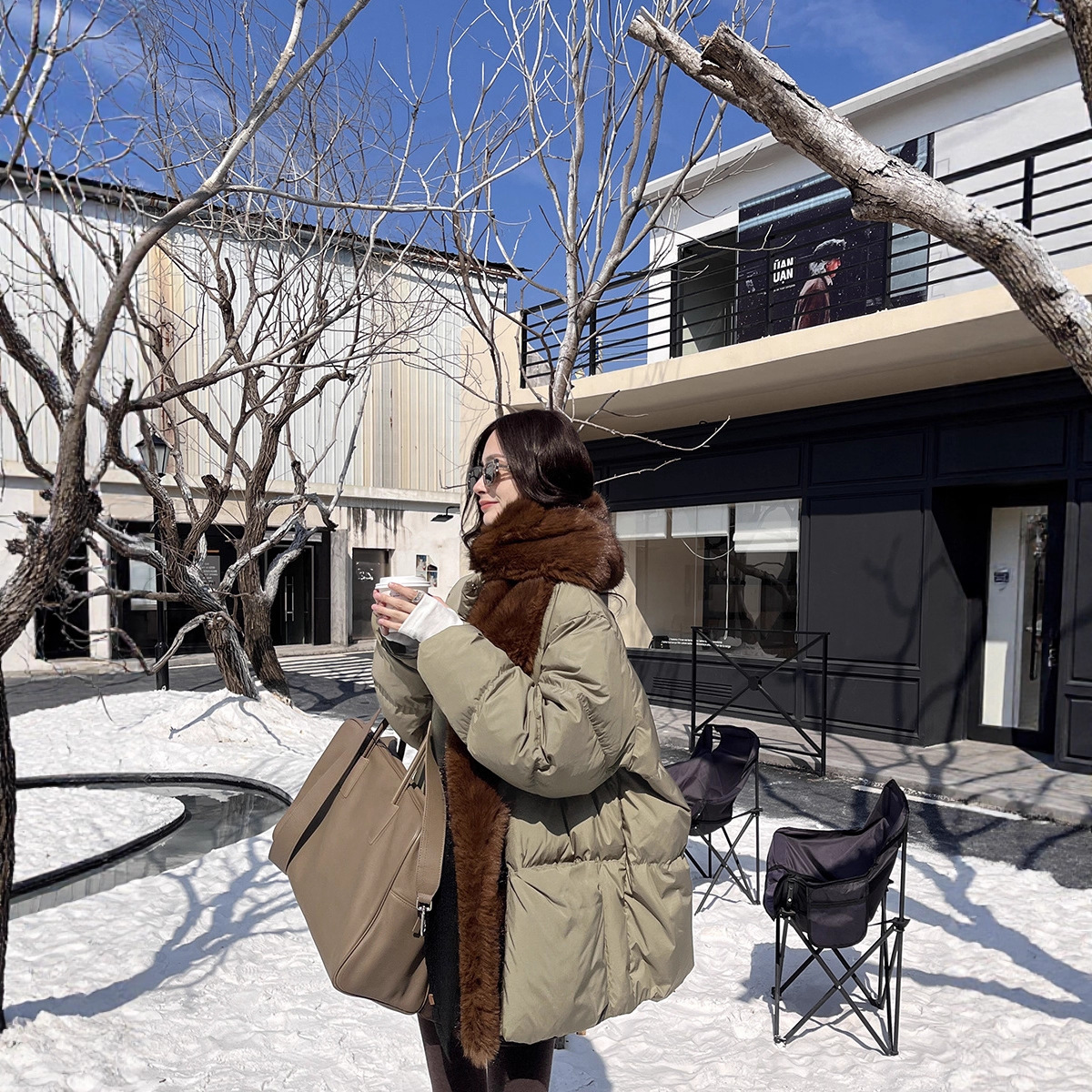 GRACETINAHOO冬上新超轻90%白鸭绒 横条绗缝立领廓形羽绒服 YA607