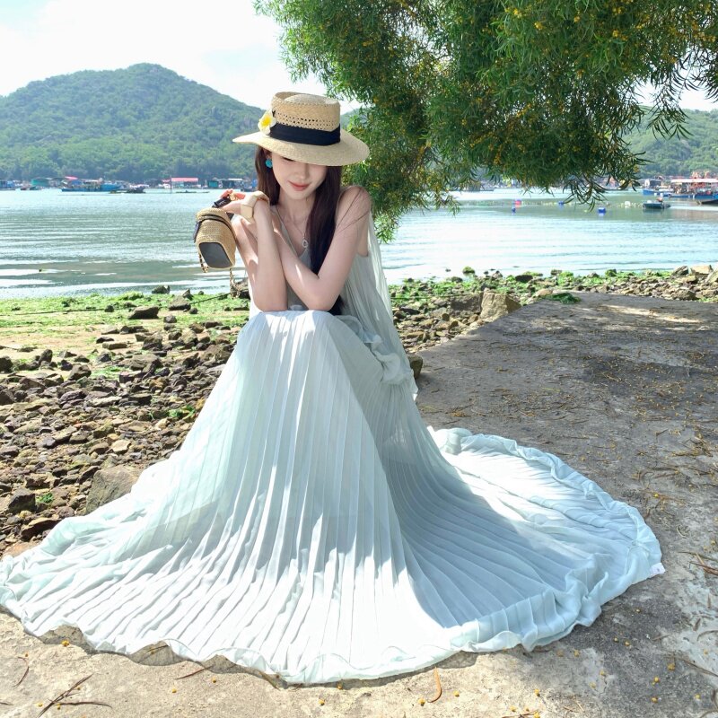 ICELOLLY海边穿搭度假风薄纱背心吊带连衣裙女初夏独特漂亮小裙子