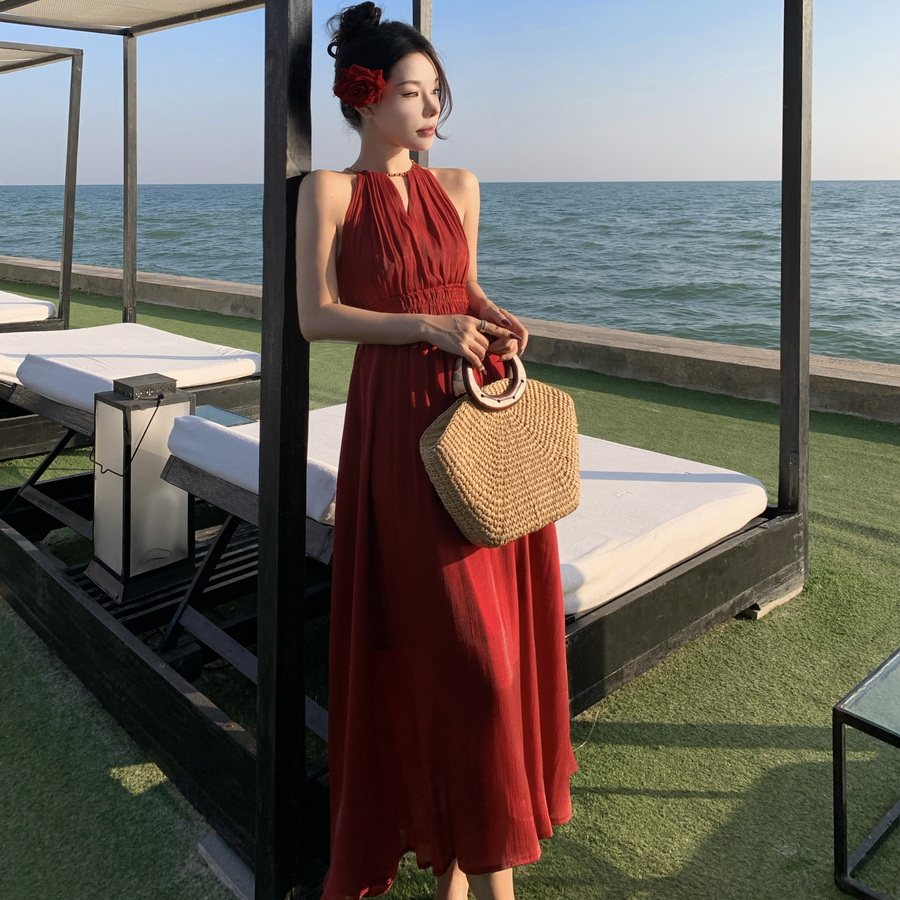 实拍  2025仙女挂脖荷叶边度假穿搭连衣裙仙女海边沙滩连衣裙
