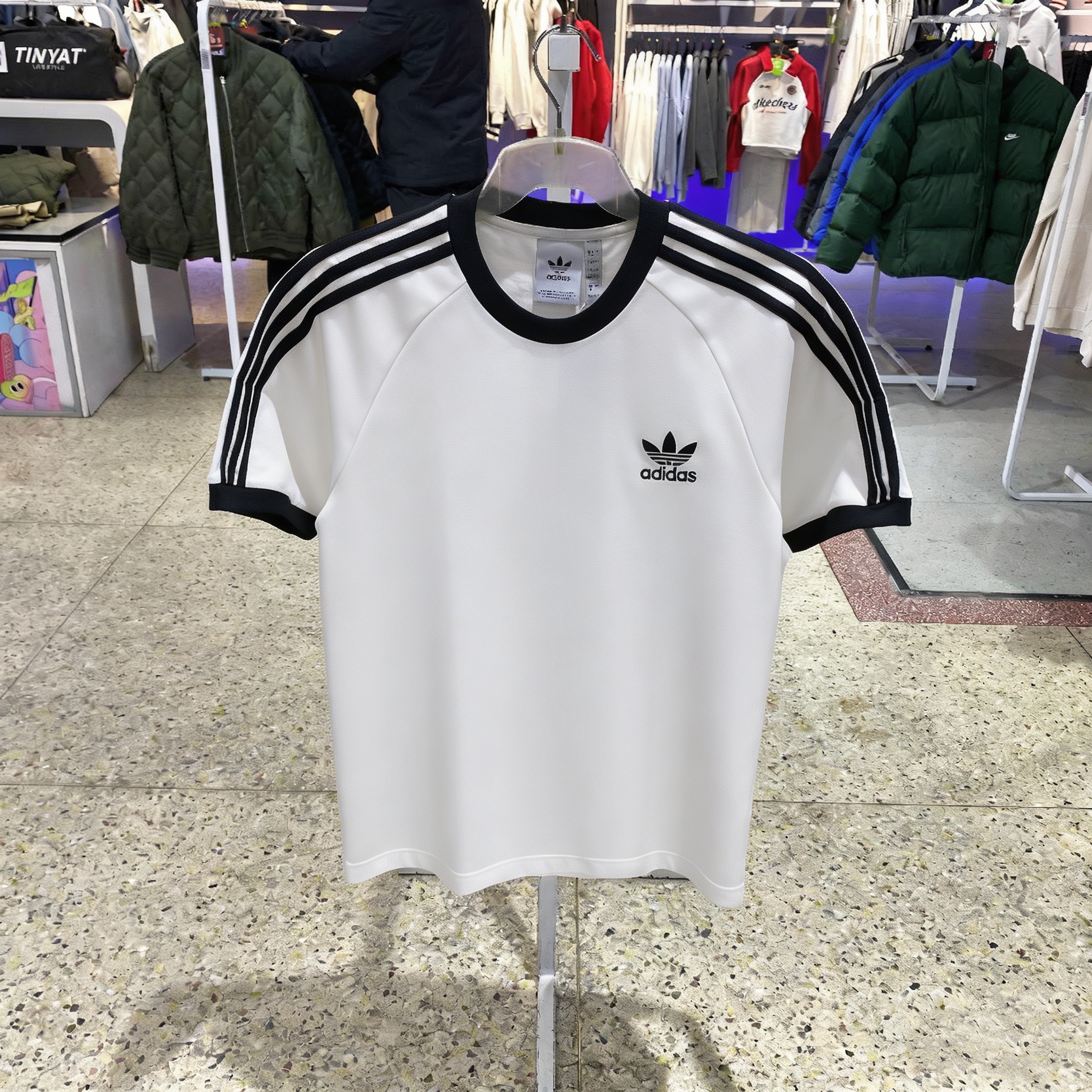 阿迪达斯三叶草短袖T恤2026年新款春季男性三条纹纯棉短袖KB2460