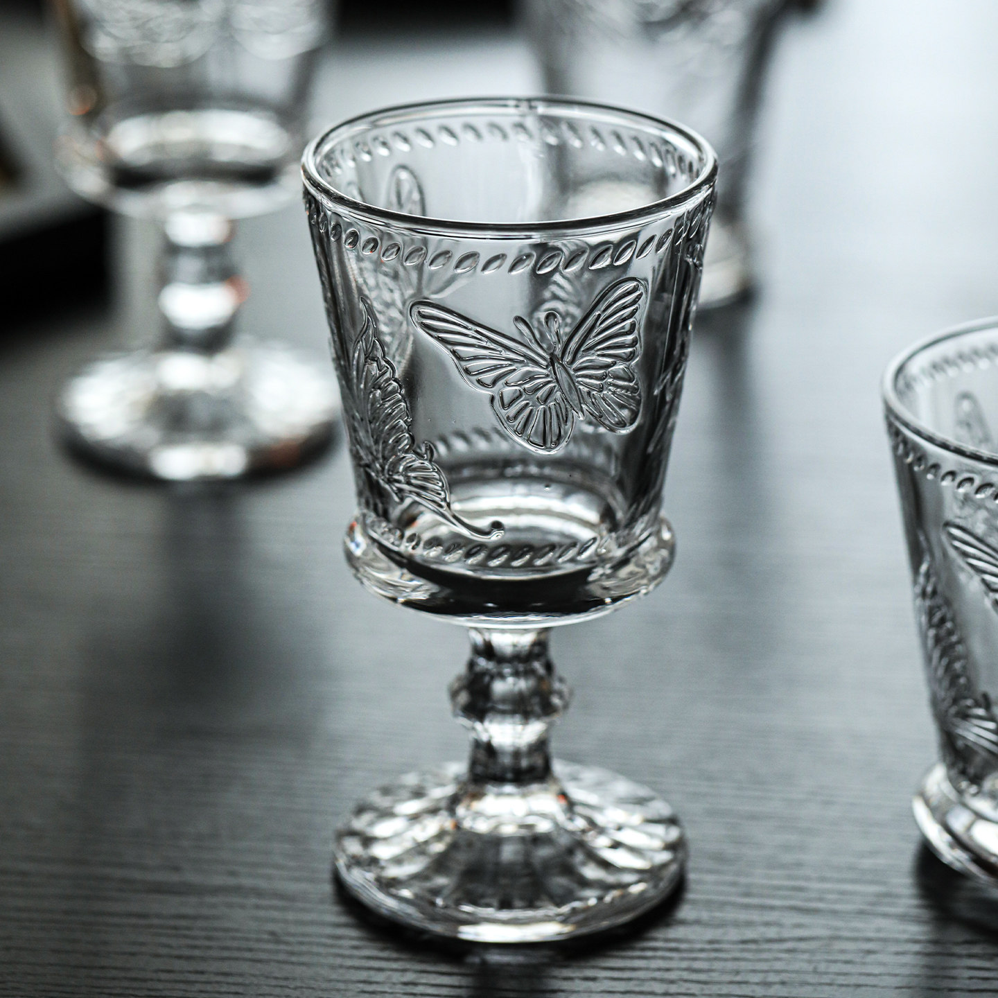 法式复古高脚杯红酒杯家用果汁杯ins玻璃杯女高颜值香槟鸡尾酒杯