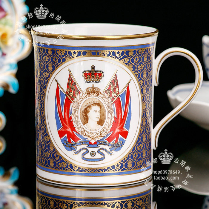 新年礼物 英国制 Spode 2003 皇家女王纪念骨瓷灿金水杯马克杯