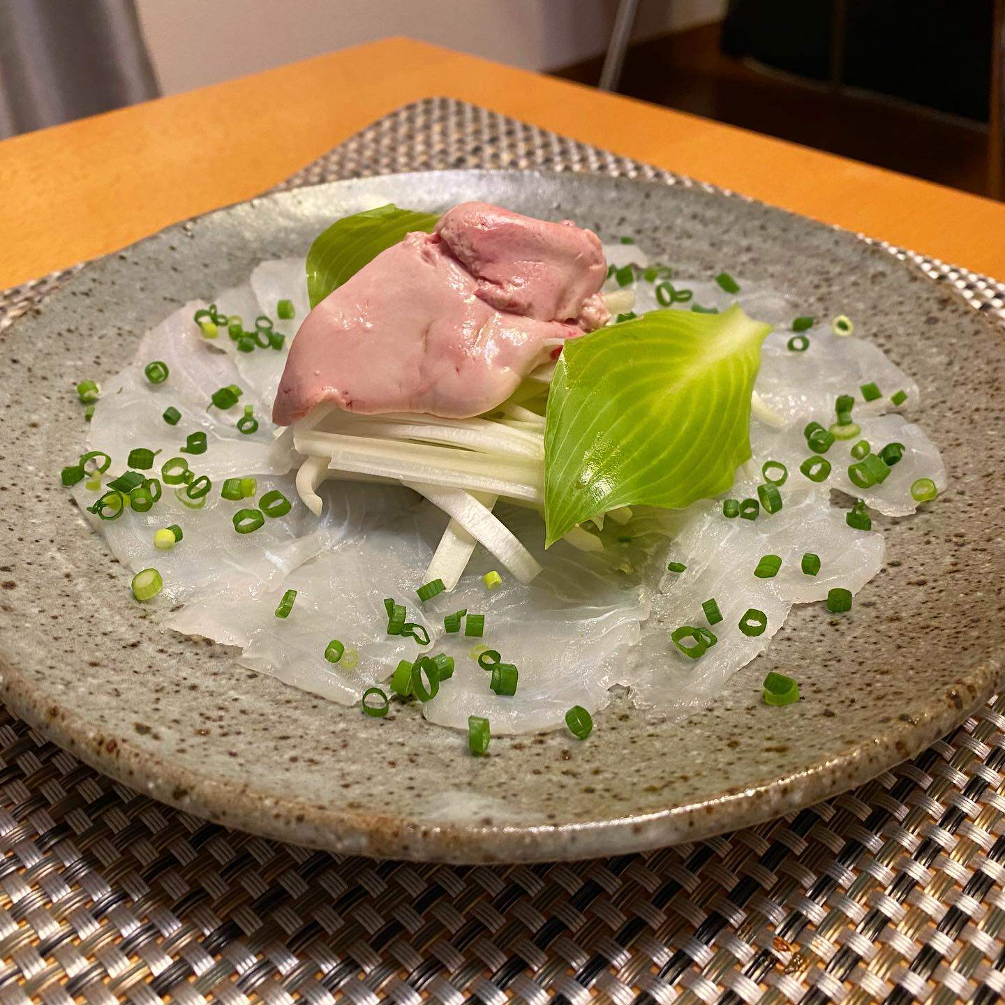 剥皮鱼冰鲜 扒皮鱼刺身