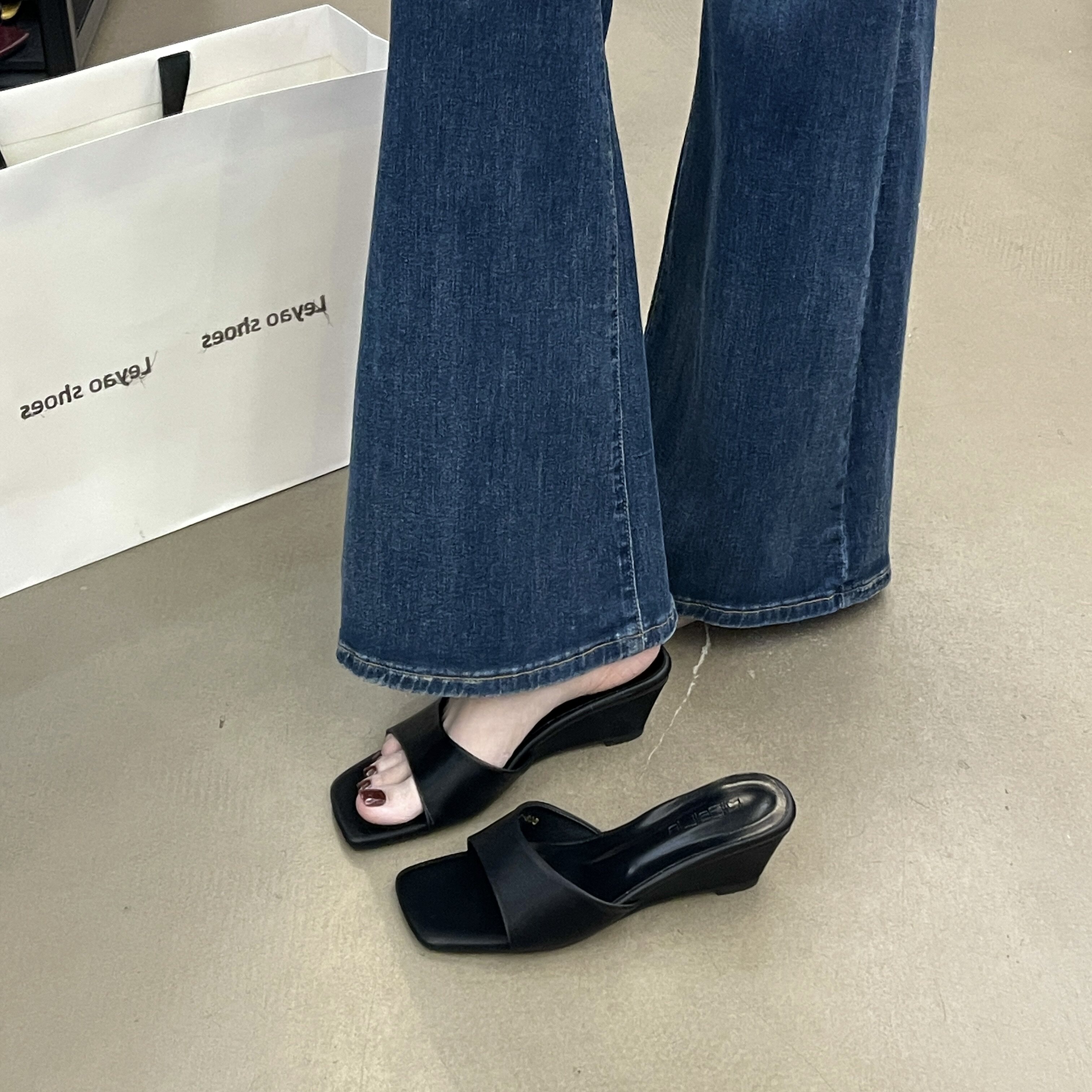 极简方头坡跟女夏舒适一字拖